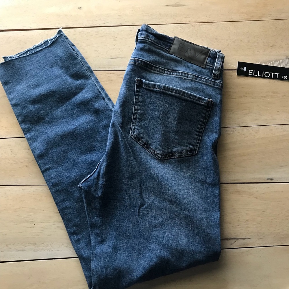 Elliott & Vine NWT! skinny Jeans w/ Floral Print